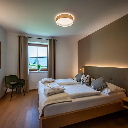 Weingut Lahn Zu Eppan Apartment Eppan an der Weinstraße